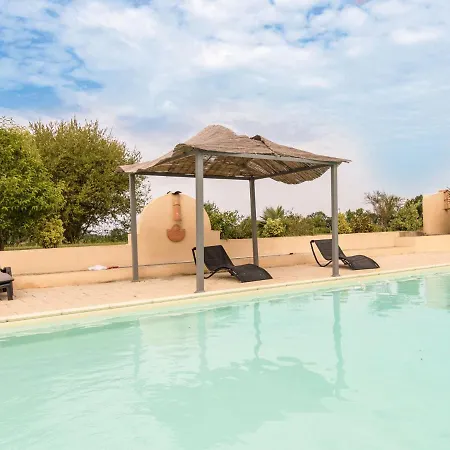 In Nexans With Private Heated Pool فيلة